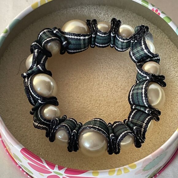 Stella & Dot for Girls Lola Pearl Stretch Bracelet - Picture 1 of 7